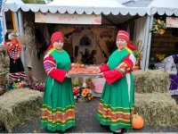Вичужане приняли участие в ярмарке «День урожая»